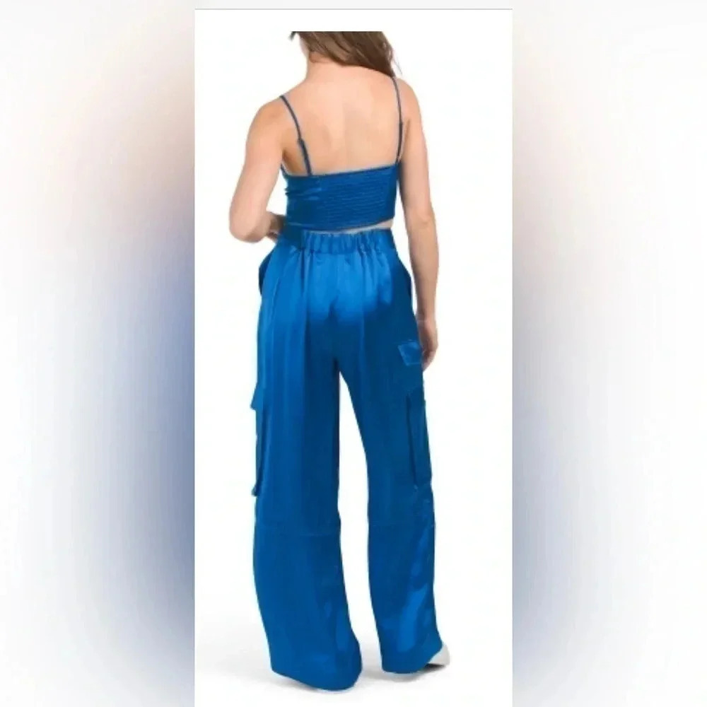 House of Harlow 1960 Satin 2-Piece Set – Size Medium - Picture 3 of 4